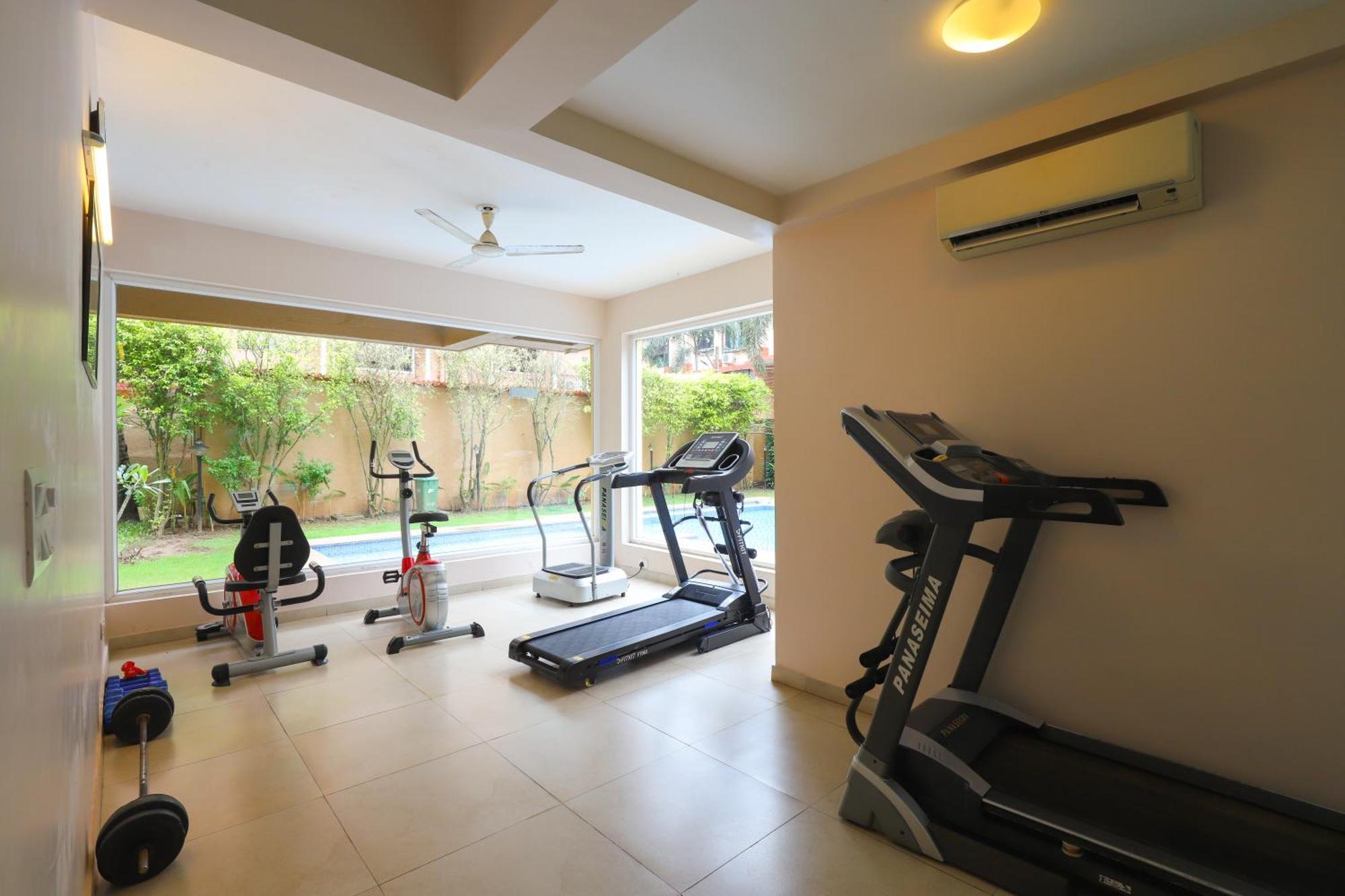 Veera Strand Park Serviced Apartments Near Calangute Exterior photo